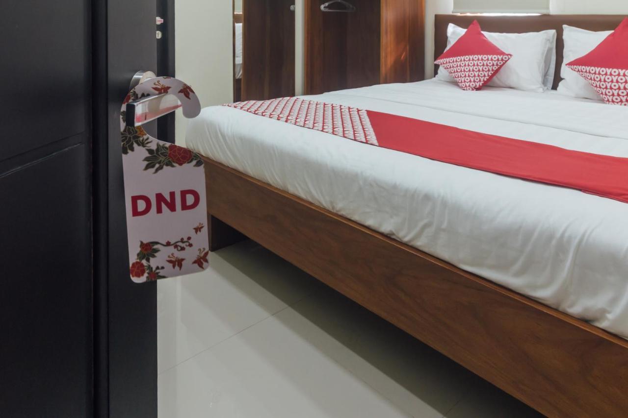 Clean & Comfort Homestay Ambon Exterior foto